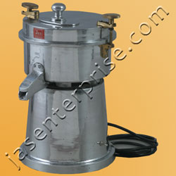 Centrifugal juicer